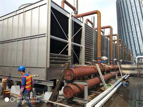 橫流閉式冷卻塔和逆流閉式冷卻塔的區別在哪里？(閉式